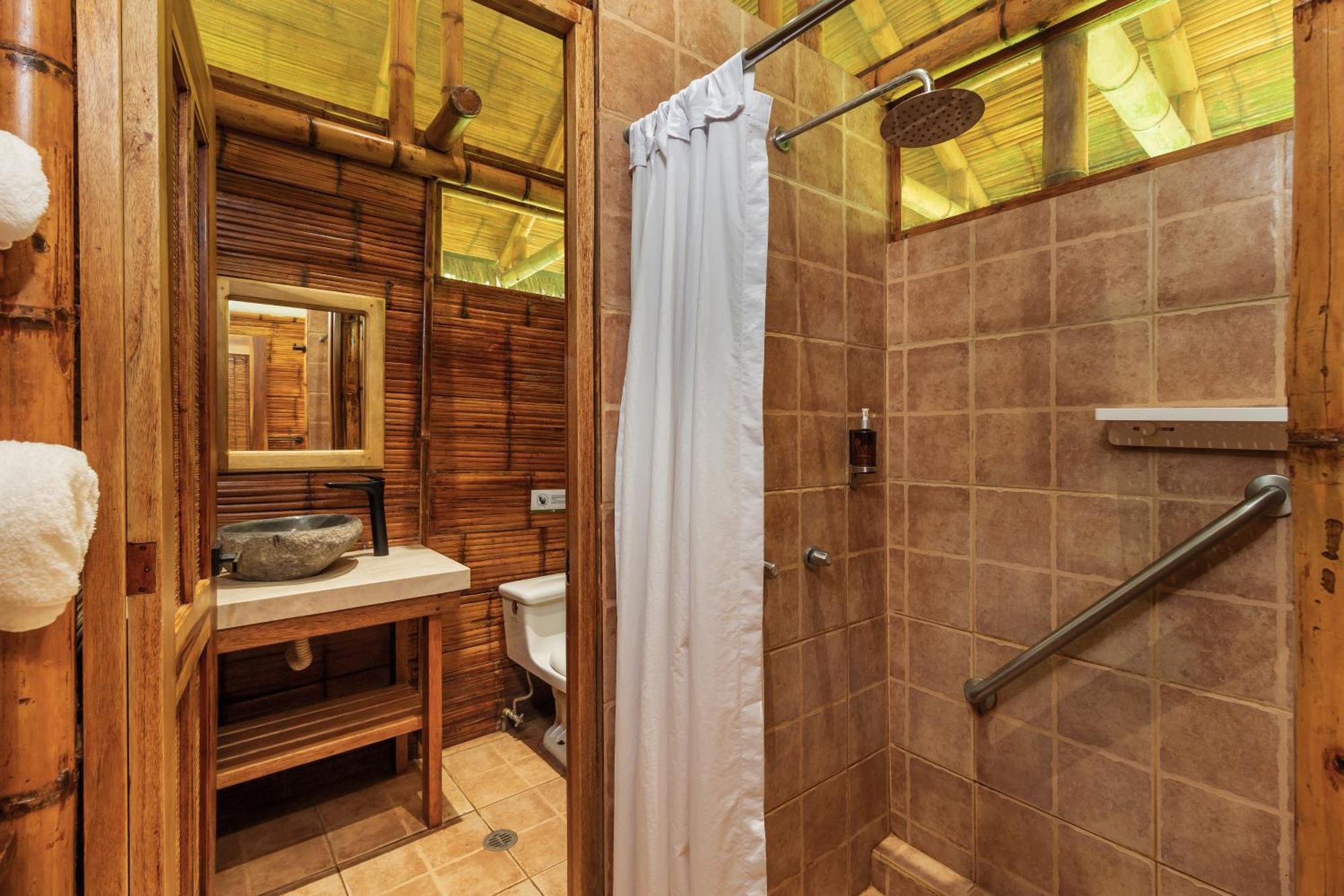 La Selva Eco-Lodge & Retreat Providencia المظهر الخارجي الصورة