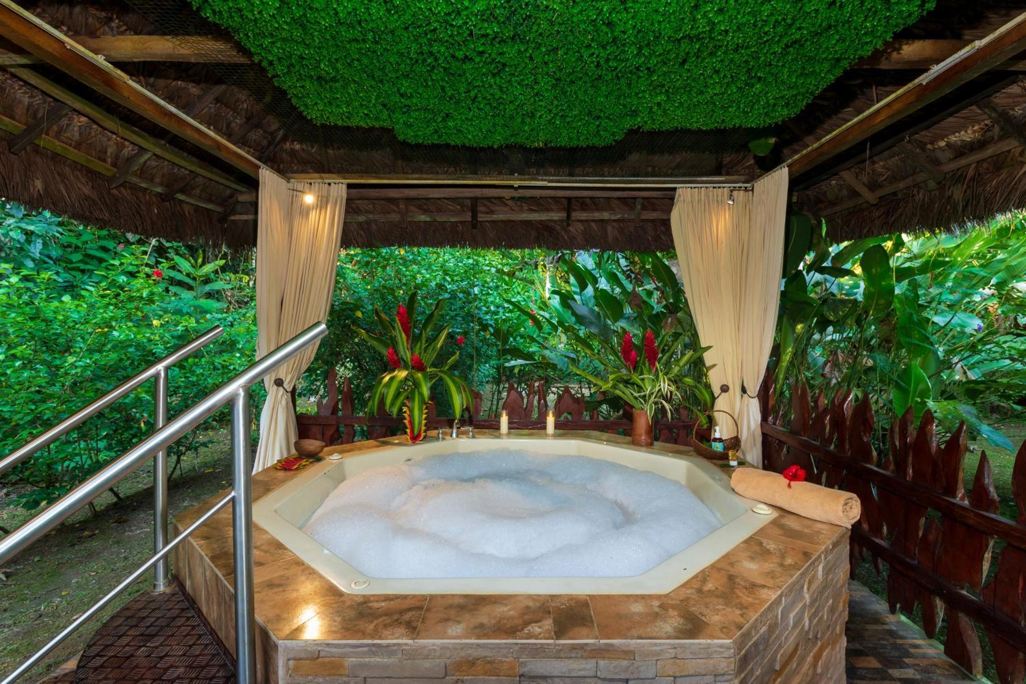La Selva Eco-Lodge & Retreat Providencia المظهر الخارجي الصورة